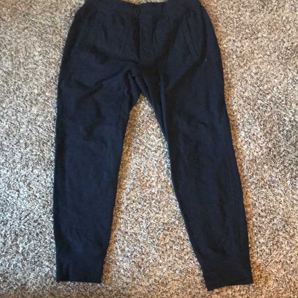 Lululemon men’s joggers
